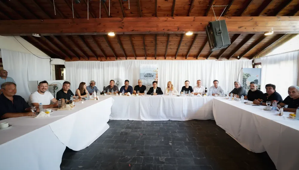 Kicillof gana tiempo con una frágil «pax sindical»  y avanza con dos decisiones clave para la interna