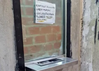 Cayó banda narco que «atendía» con una ventanilla blindada y pedía controlar mercadería y vuelto