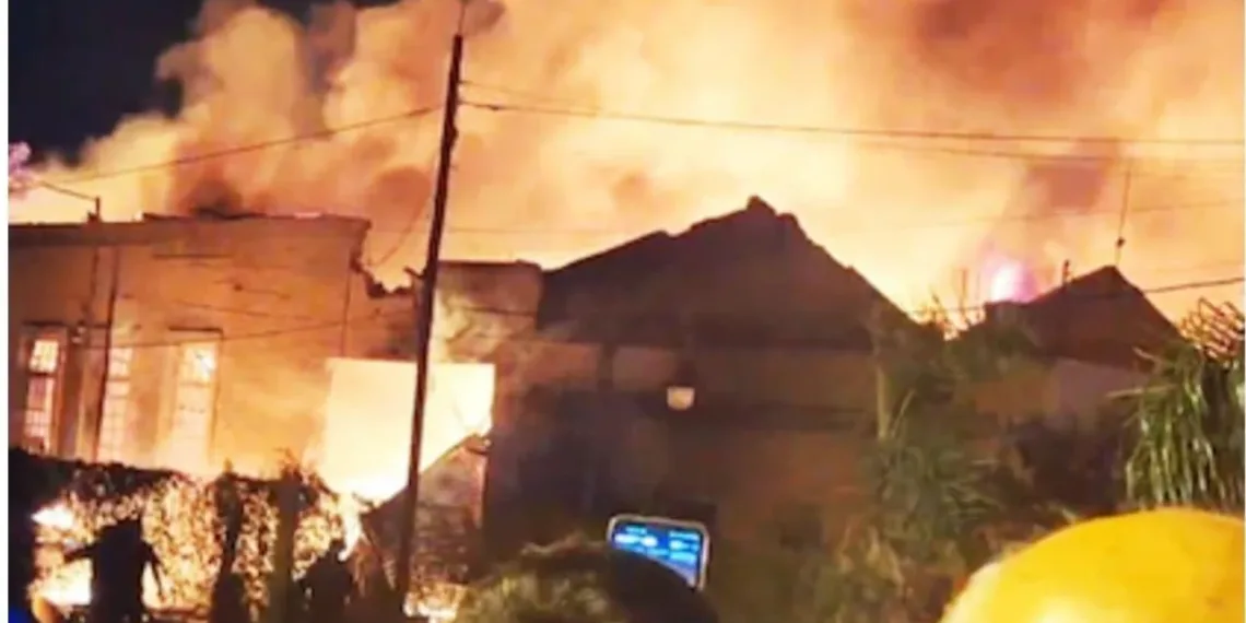 Explosión e incendio en una fábrica de San Fernando