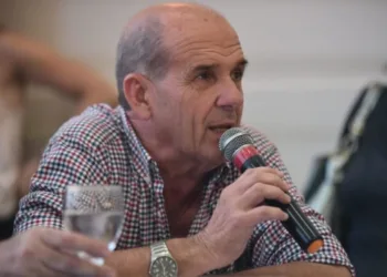 Zurro  le bajó el precio a la interna PJ