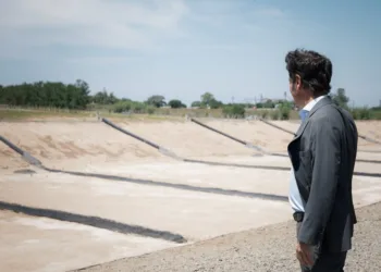 Kicillof inauguró la nueva celda sanitaria de la Planta de Residuos Sólidos Urbanos en Salto