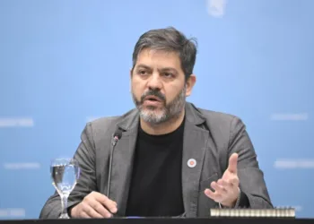 Bianco dijo que el Gobierno de EE.UU. “se parece bastante a una dictadura”