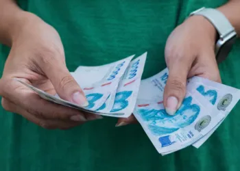 A preparar el bolsillo: todos los aumentos que llegan en febrero