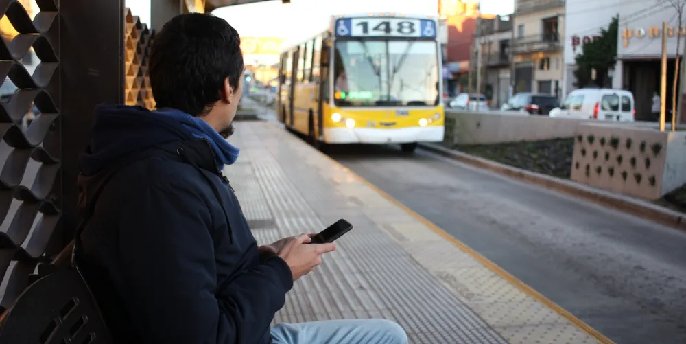 Se desactivó el paro de colectivos en el AMBA tras acuerdo entre empresas y choferes