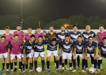 Villa se clasificó a semifinales del Regional Amateur