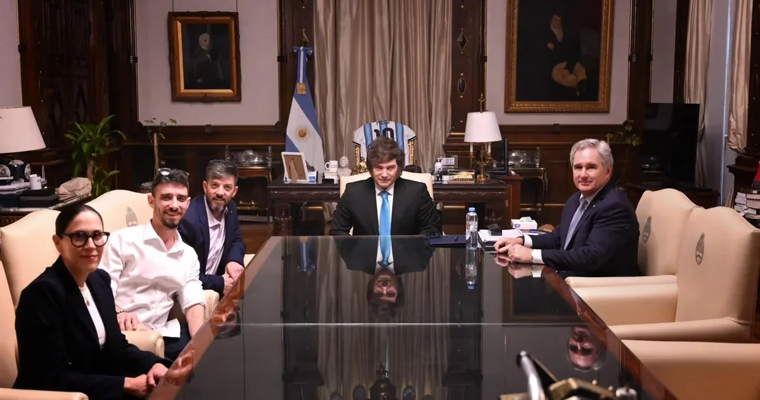 Javier Milei recibió en Casa Rosada a dos argentinos secuestrados por Hamas