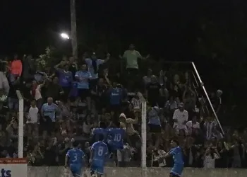 Defensa reaccionó a tiempo, le empató a Rivadavia (J) y clasificó a semifinales