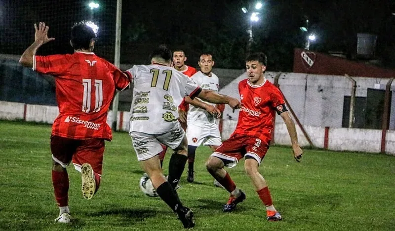 Nocturno: Independiente eliminó a Baigorrita y habrá clásico en semis