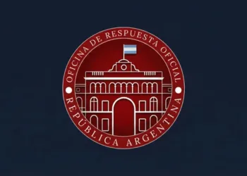 El Gobierno lanzó la «Oficina de Respuesta Oficial» para «desmentir operaciones» de medios y la política