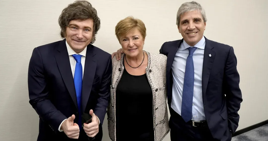 Con un Banco Central comprador, el Gobierno prepara el terreno para la revisión del FMI