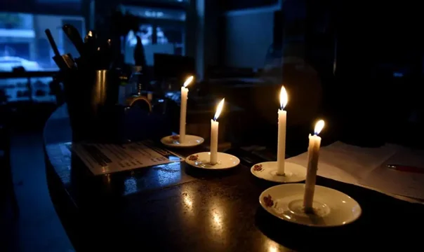 En medio de la ola de calor, hay más de 16 mil usuarios sin luz en el AMBA