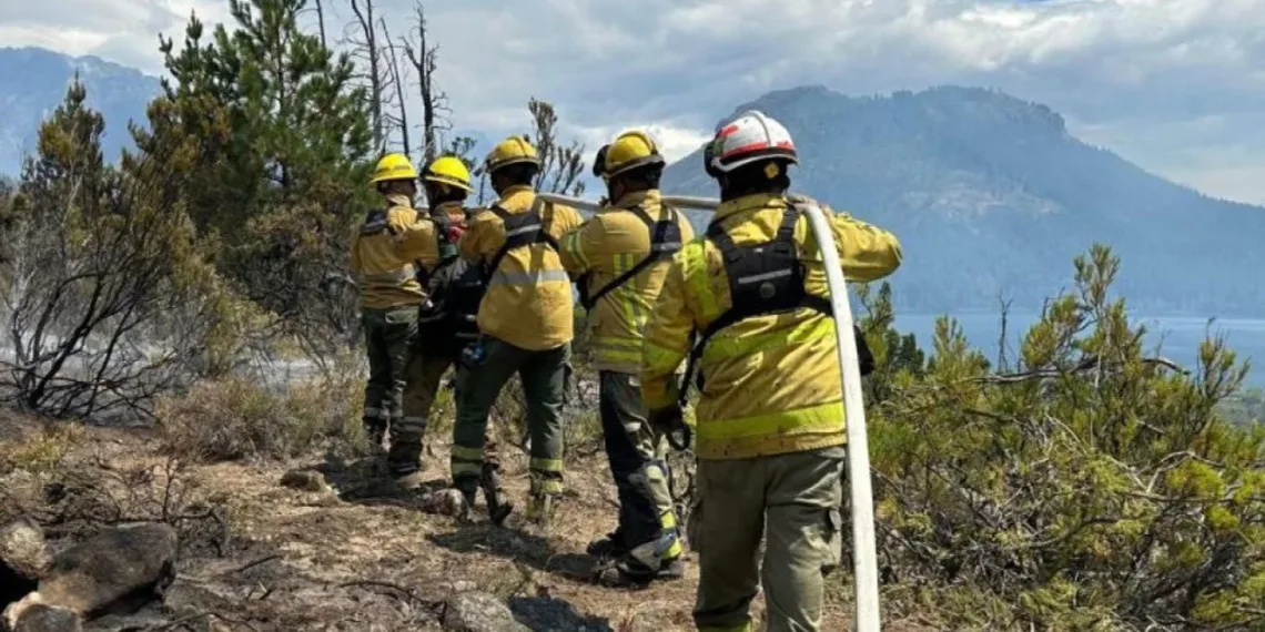 Drama en la Patagonia: el fuego ya afectó 45 mil hectáreas y hay cuatro parques en alerta
