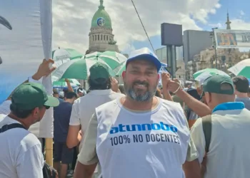 Jorge Mendoza: «Esta reforma es una mentira porque en realidad es una pérdida de derechos»