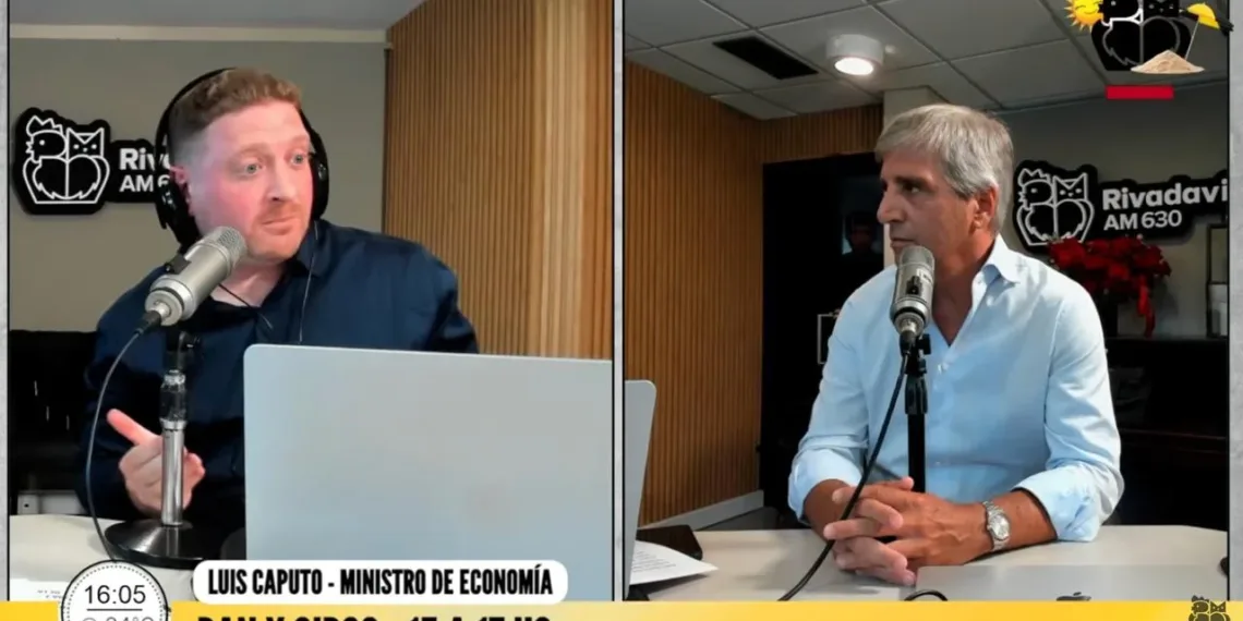 Luis Caputo dijo que “la inflación va a seguir bajando y va a converger con valores internacionales”