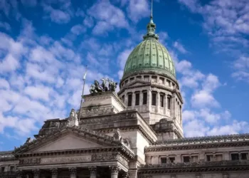 El Gobierno retira el artículo 44 y recalibra la reforma laboral para asegurar los votos