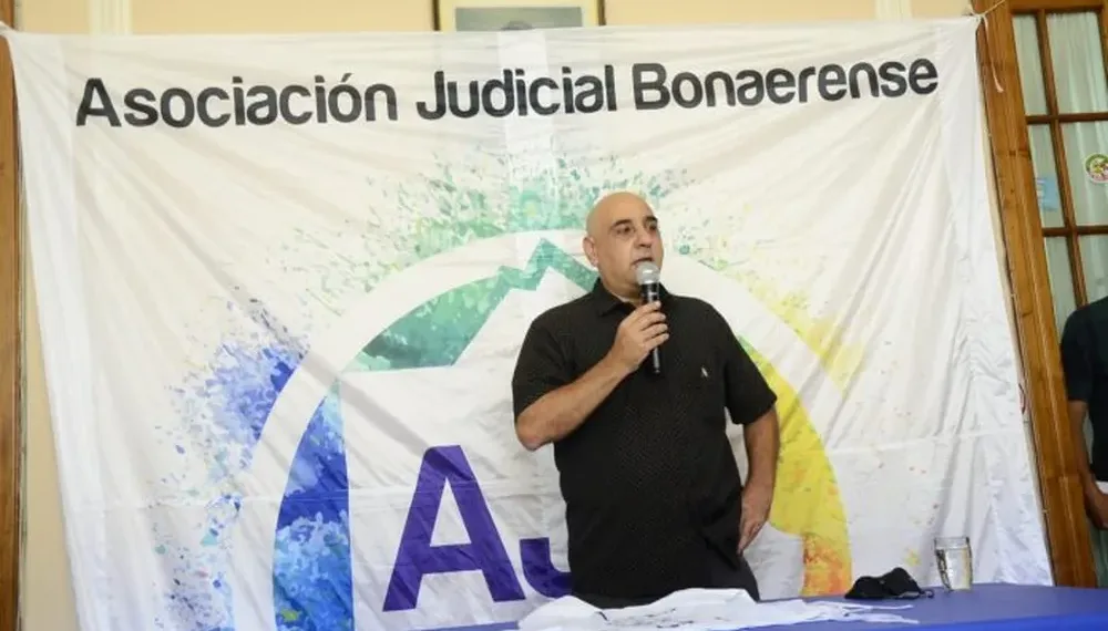 Los judiciales también rechazaron la propuesta de aumento y el lunes definen si paran