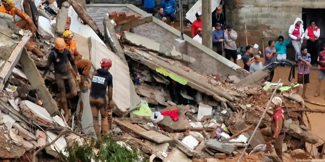 Fuertes lluvias en Brasil: 30 muertos, miles de desplazados y decenas de desaparecidos