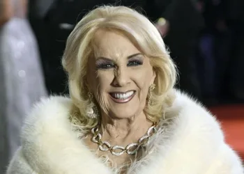 Casi un siglo de leyenda: Mirtha Legrand sopla sus 99 velitas