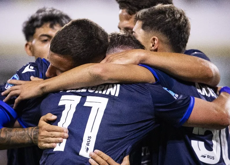 Vélez igualó ante Defensa y Justicia en Florencio Varela y es líder de la Zona A del Torneo Apertura