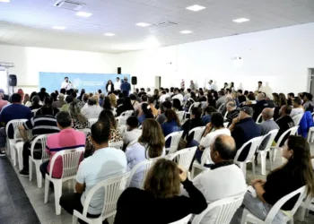 Provincia entregó escrituras gratuitas a familias de Villarino