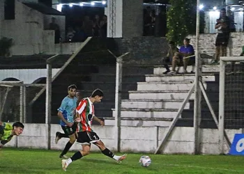 La historia de Alex Imhoff,  el “7 bravo” de Ambos Mundos campeón