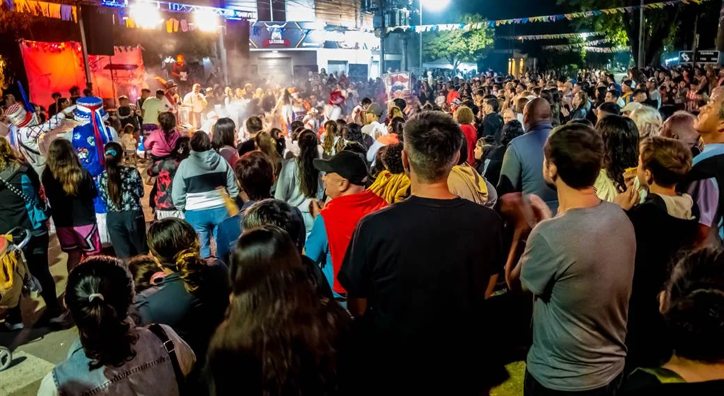 Corsos en el barrio Mayor López con una buena participación de público