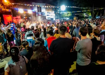 Corsos en el barrio Mayor López con una buena participación de público