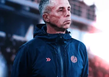 Gustavo Álvarez asumió en San Lorenzo