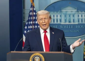 Trump anuncia que pospone ataques contra instalaciones energéticas iraníes