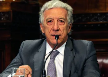 AEA cambia de presidente en medio de la tensión entre empresarios y el Gobierno