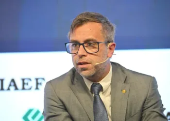 Desde el Gobierno relativizan la crisis y anticipan un desplome de la inflación