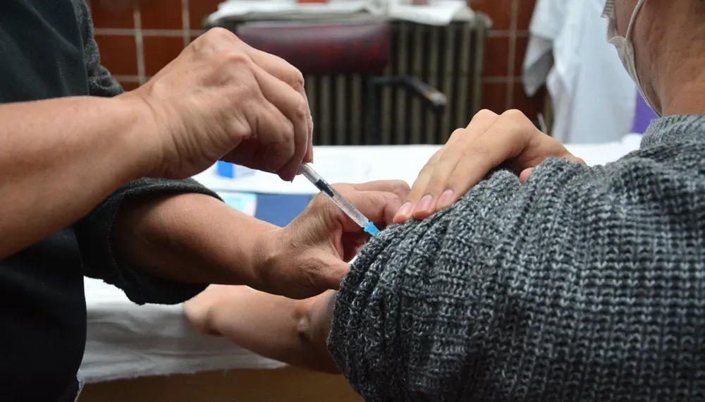 Provincia acusó a Nación de no entregar las vacunas contra la gripe