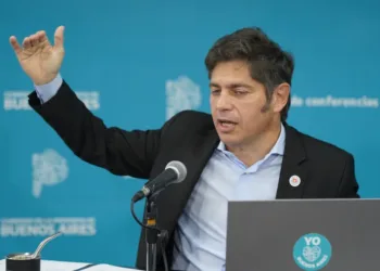 Kicillof: «Privatizar para obtener dólares conduce a resultados trágicos»