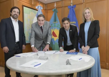 La Provincia firmó un acuerdo con la OPS para fortalecer el sistema de salud