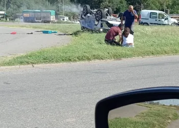 Carmen de Areco: Violento impacto entre dos vehículos