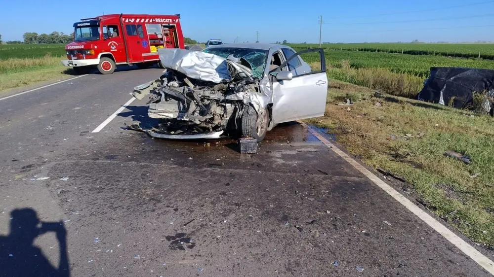 Chivilcoy: violento choque frontal y muerte en la Ruta 30
