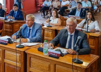 Solicitan al gobernador de la Provincia la implementación de la licencia de conducir digital