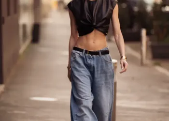 Chau al jean tiro alto: este es el modelo que es tendencia este otoño 2026