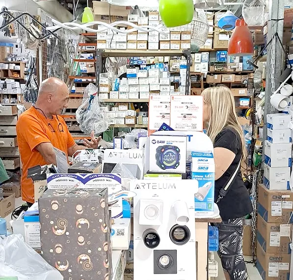 Ketos: un comercio de electricidad e iluminación con historia