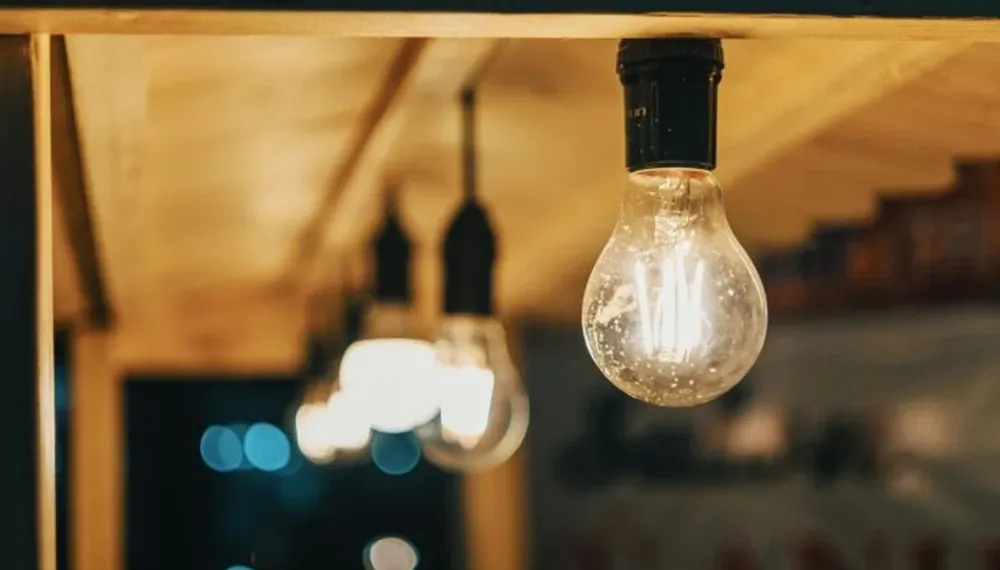 Confirman las nuevas tarifas de luz que regirán desde abril en la provincia