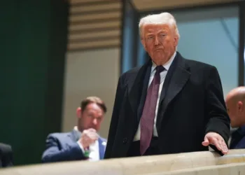 La dura advertencia de Trump si Irán bloquea el suministro mundial de petróleo: “golpearemos mucho más duro»