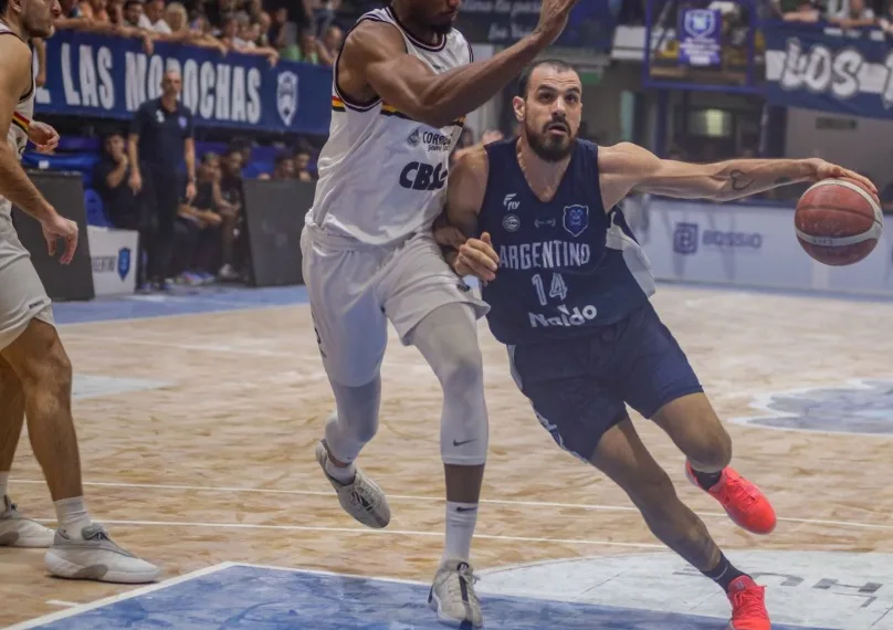 Argentino batalló hasta el final pero sufrió otra derrota y quedó más complicado