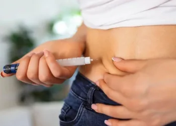 Recomiendan conocer los efectos que generan las inyecciones para adelgazar