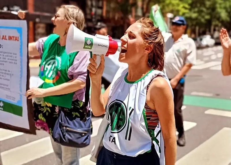 Trabajadores del INTA aseguran vivir “una tragedia” por otro “achique brutal”