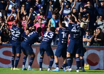 Independiente Rivadavia goleó en el clásico de Mendoza y perdió el próximo rival de Sarmiento