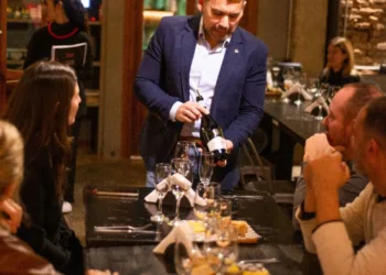 Luis Núñez: “El malbec argentino está entre los mejores  del mundo y genera envidia en los franceses”