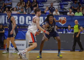 Argentino juega su último partido como visitante de la fase regular