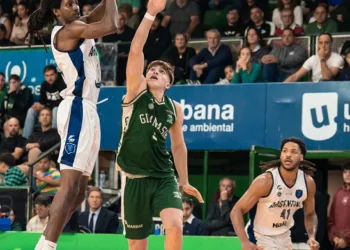 Argentino cierra con Regatas en Junín