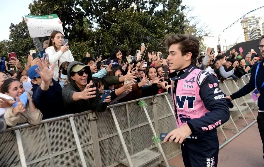 Colapinto brilló en la Ciudad de Buenos Aires con un Road Show inolvidable