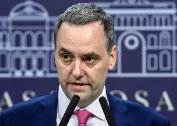 Pareja, con más control en LLA: ahora armó un órgano para coordinar a todos los concejales